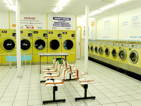 Green Laundrette & Dry Cleaning
